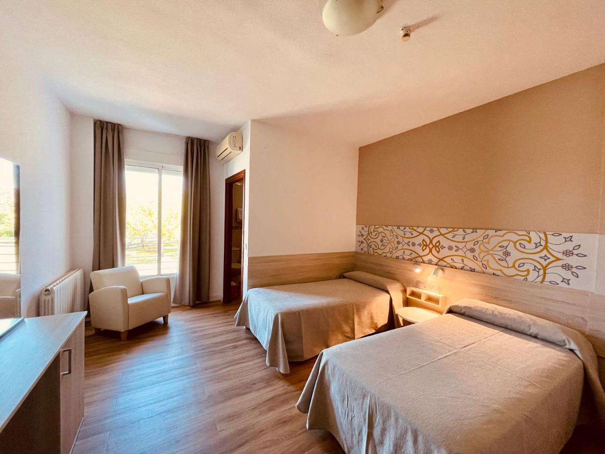 Hotel Balneario Fuentes Del Trampal Carmonita Luaran gambar